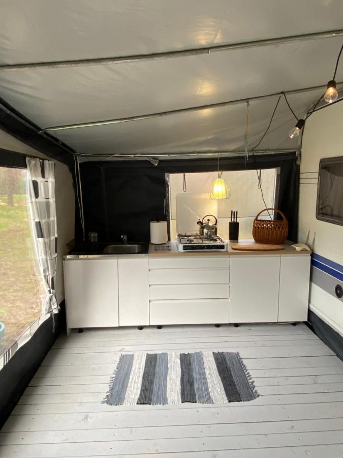 Przyczepa Abordaz Na Campingu Kormoran Hotel Hel Ngoại thất bức ảnh